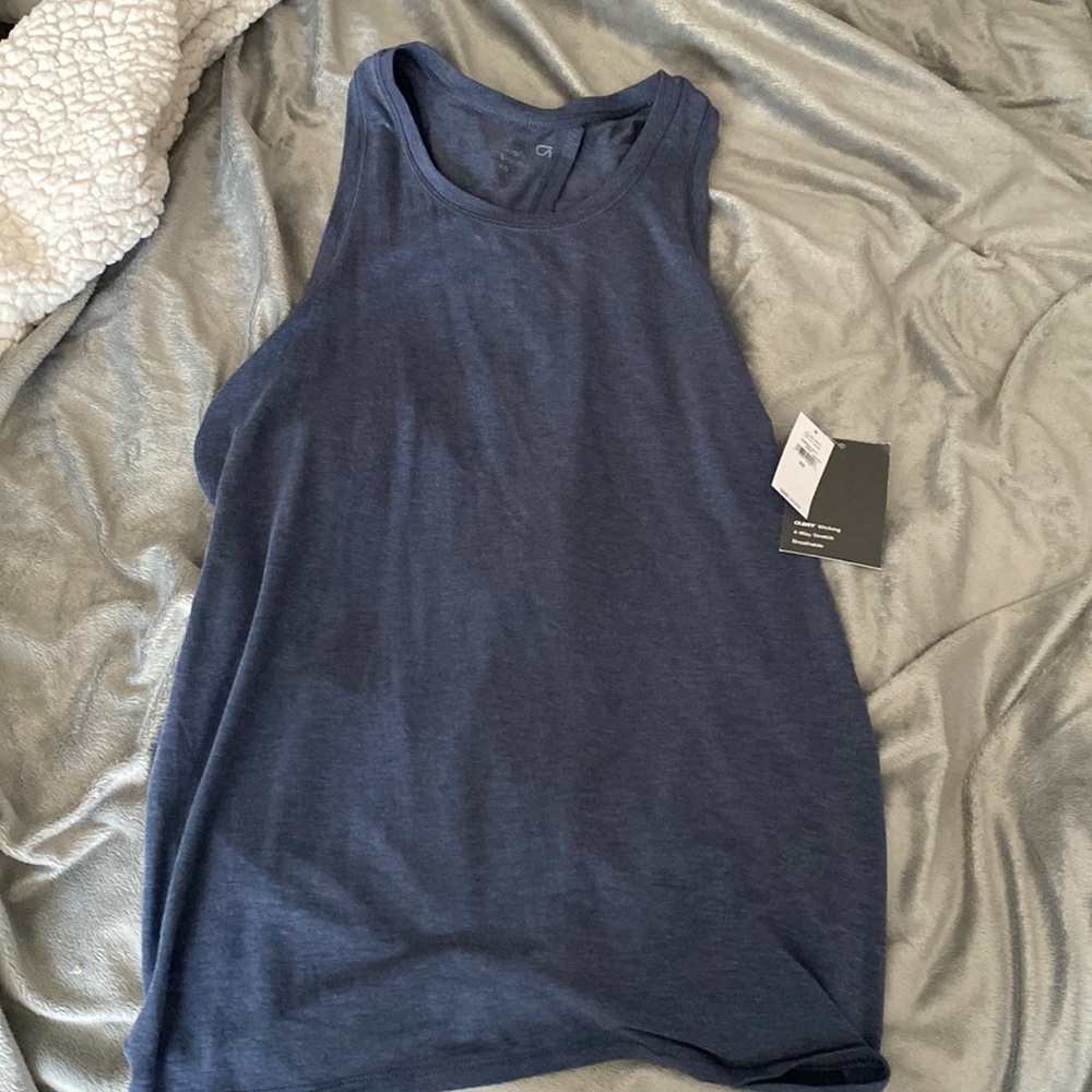 Gap workout top